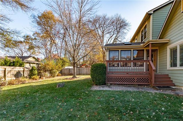 316 Tallgrass Drive, Lawrence, KS 66049