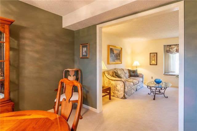 316 Tallgrass Drive, Lawrence, KS 66049