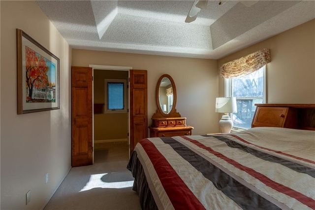 316 Tallgrass Drive, Lawrence, KS 66049