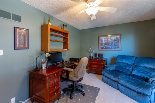 316 Tallgrass Drive, Lawrence, KS 66049