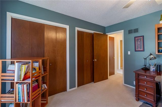 316 Tallgrass Drive, Lawrence, KS 66049