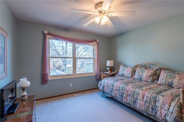 316 Tallgrass Drive, Lawrence, KS 66049