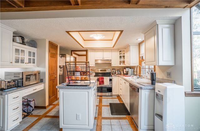 6521 Staverton Drive, Dayton, OH 45459