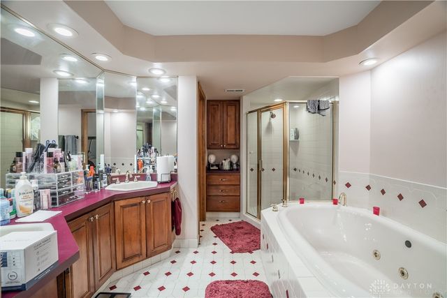 6521 Staverton Drive, Dayton, OH 45459