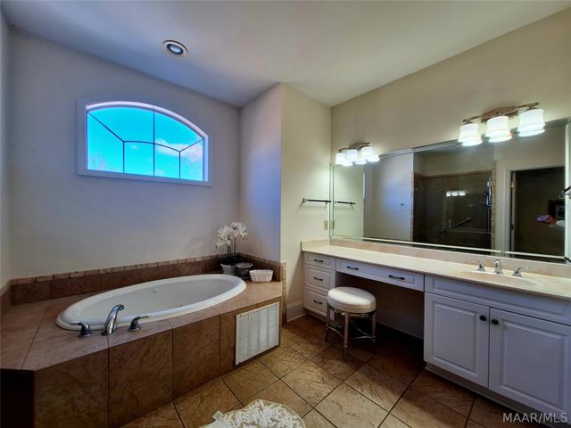 8518 PIPIT Court, Montgomery, AL 36117