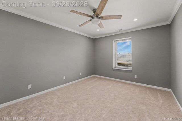5076 Harbor Oak Drive, Waterford Charter Township, MI 48329