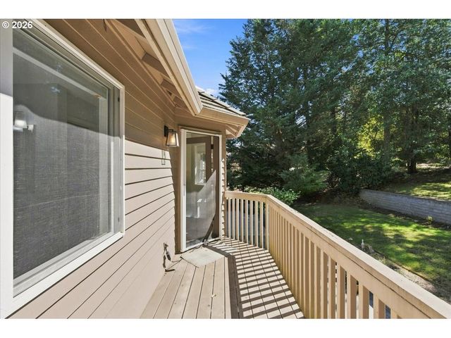 2840 Nw WALDEN Dr, Camas, WA 98607