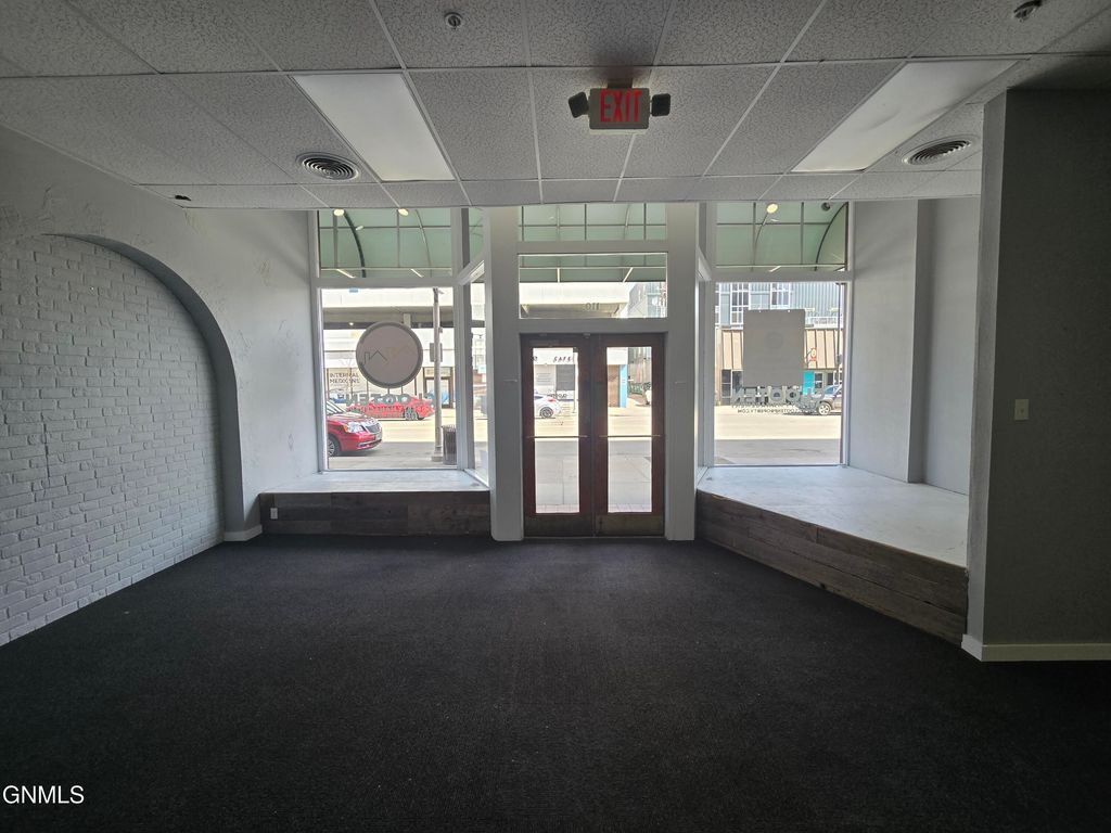112 5th Street N, Bismarck, ND 58501 photo 7