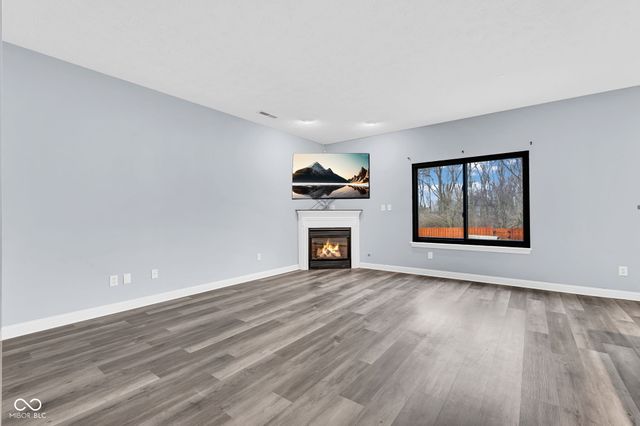 1821 Spring Beauty Drive, Avon, IN 46123