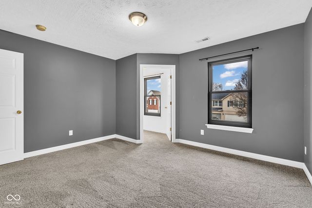 1821 Spring Beauty Drive, Avon, IN 46123