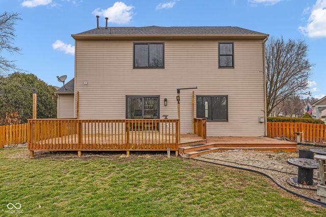 1821 Spring Beauty Drive, Avon, IN 46123