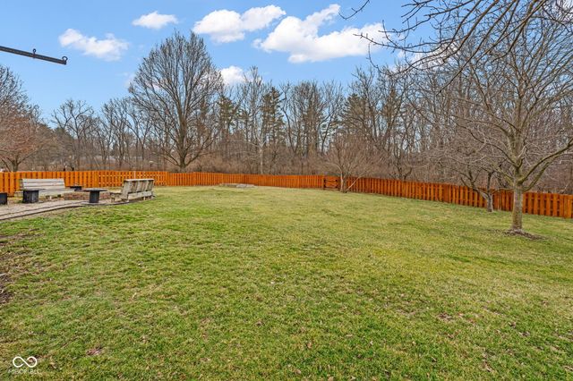 1821 Spring Beauty Drive, Avon, IN 46123