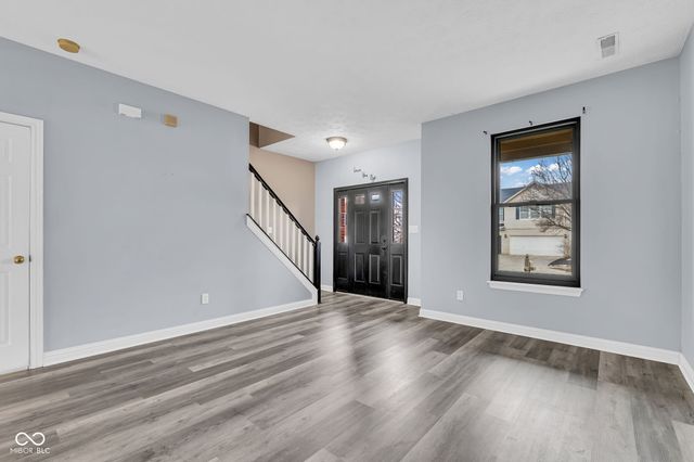 1821 Spring Beauty Drive, Avon, IN 46123