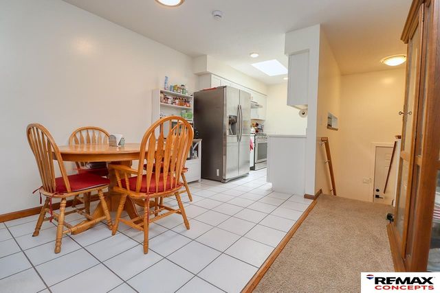 230 Parkside Lane, Lincoln, NE 68521