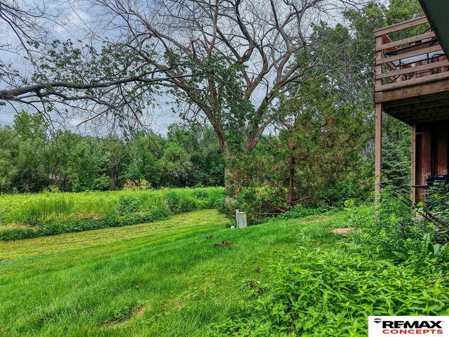 230 Parkside Lane, Lincoln, NE 68521