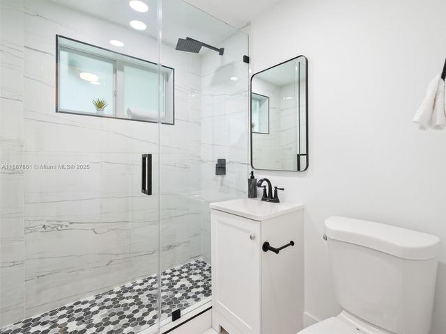 1135 N Andrews Ave, Fort Lauderdale, FL 33311