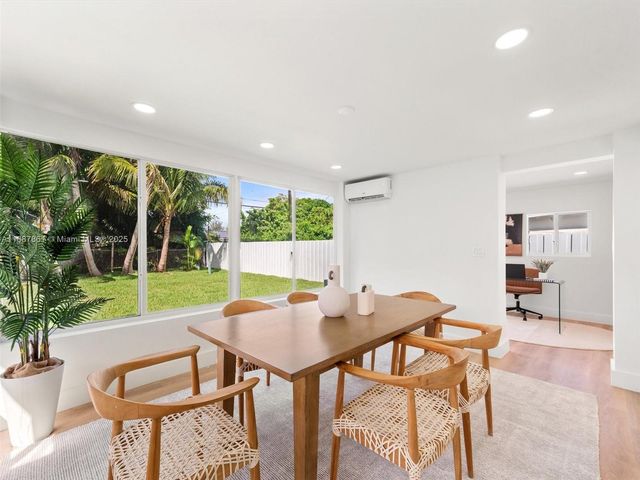 1135 N Andrews Ave, Fort Lauderdale, FL 33311