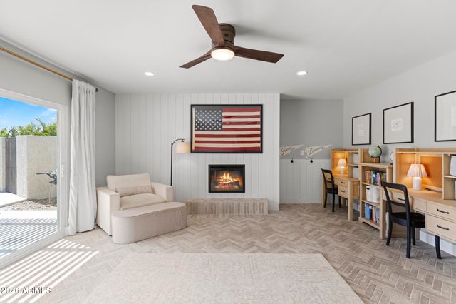 7031 N PERRYVILLE Road, Waddell, AZ 85355