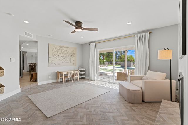 7031 N PERRYVILLE Road, Waddell, AZ 85355
