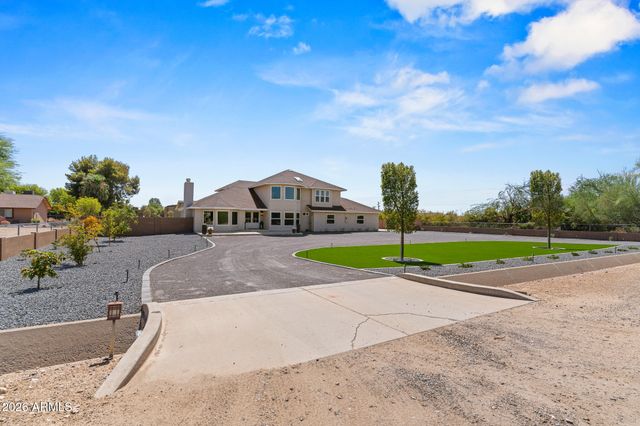 7031 N PERRYVILLE Road, Waddell, AZ 85355