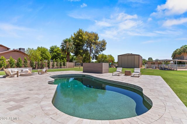 7031 N PERRYVILLE Road, Waddell, AZ 85355