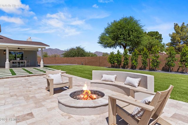 7031 N PERRYVILLE Road, Waddell, AZ 85355