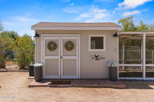 7031 N PERRYVILLE Road, Waddell, AZ 85355