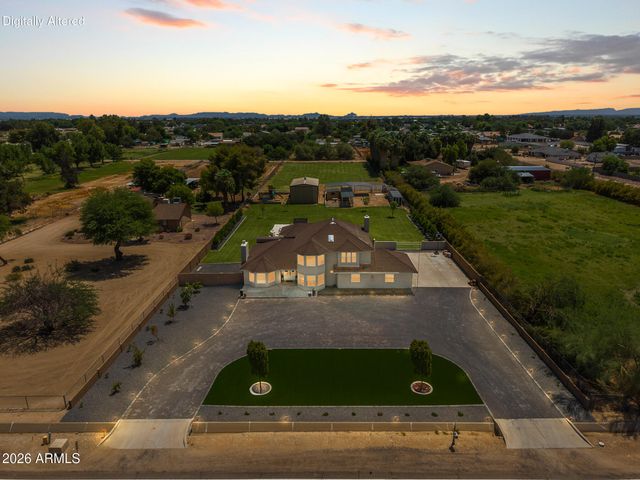 7031 N PERRYVILLE Road, Waddell, AZ 85355