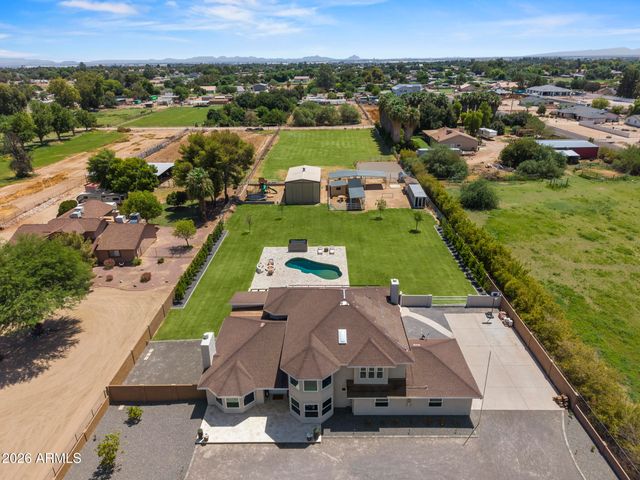 7031 N PERRYVILLE Road, Waddell, AZ 85355