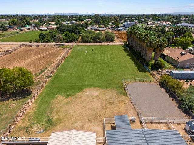 7031 N PERRYVILLE Road, Waddell, AZ 85355