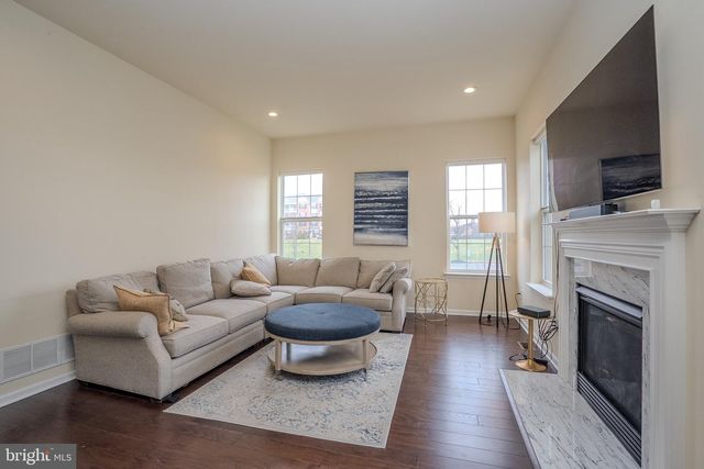 1802 YEARLING CT, Cherry Hill, NJ 08002