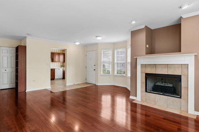 2911 Bartlett Court 104, Naperville, IL 60564
