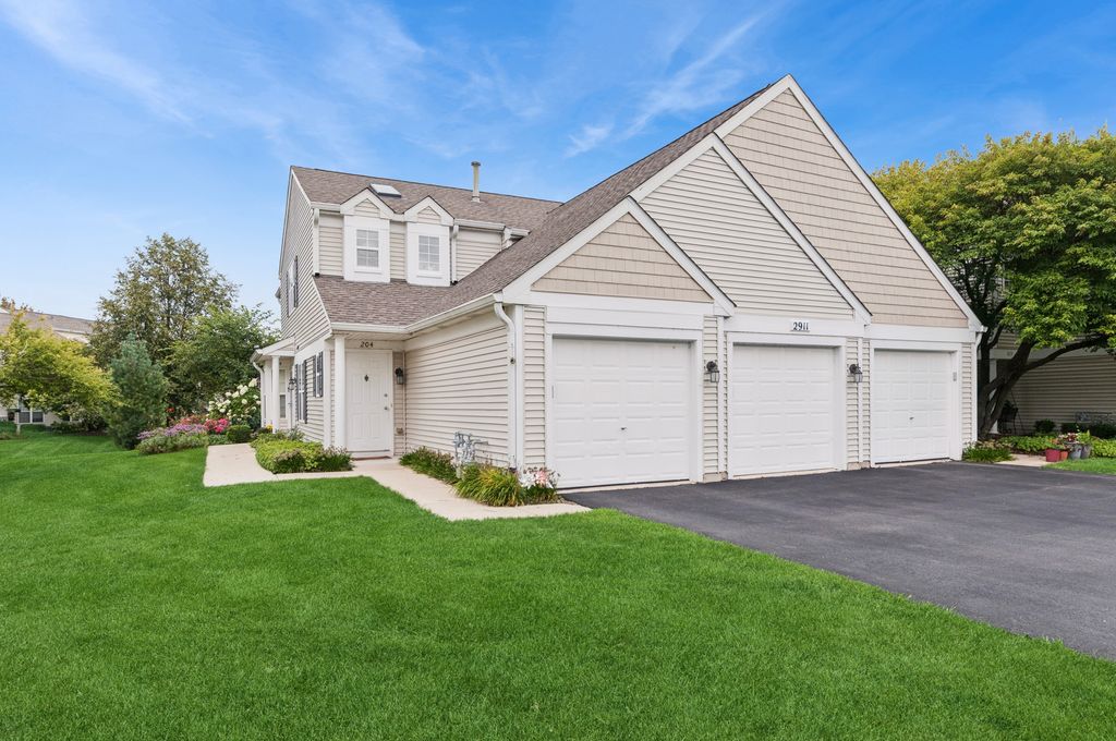 2911 Bartlett Court 104, Naperville, IL 60564