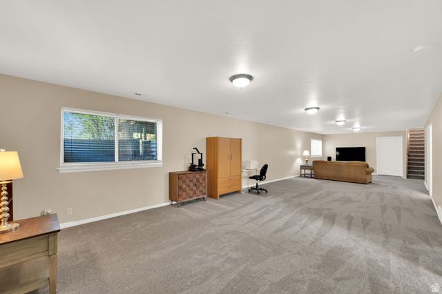 2137 E SUMMERWOOD DR, Layton, UT 84040