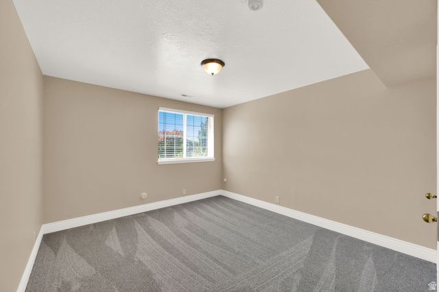 2137 E SUMMERWOOD DR, Layton, UT 84040