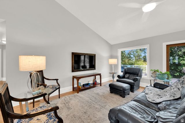 2137 E SUMMERWOOD DR, Layton, UT 84040