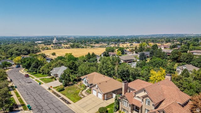 2137 E SUMMERWOOD DR, Layton, UT 84040