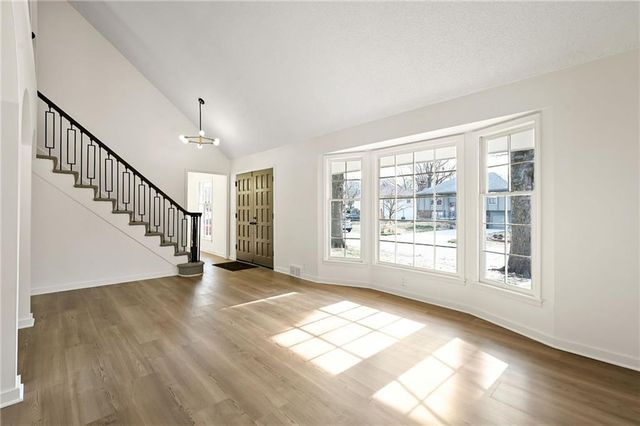 11028 Cypress Avenue, Kansas City, MO 64137