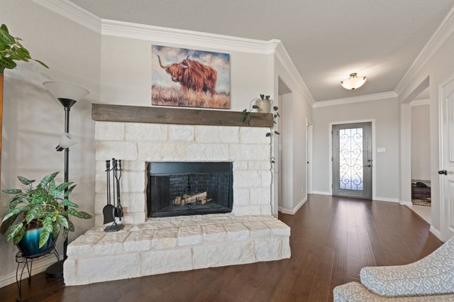 1128 Highland Road, Springtown, TX 76082