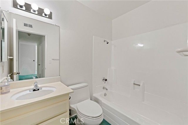 13543 Laurelhurst, Moorpark, CA 93021