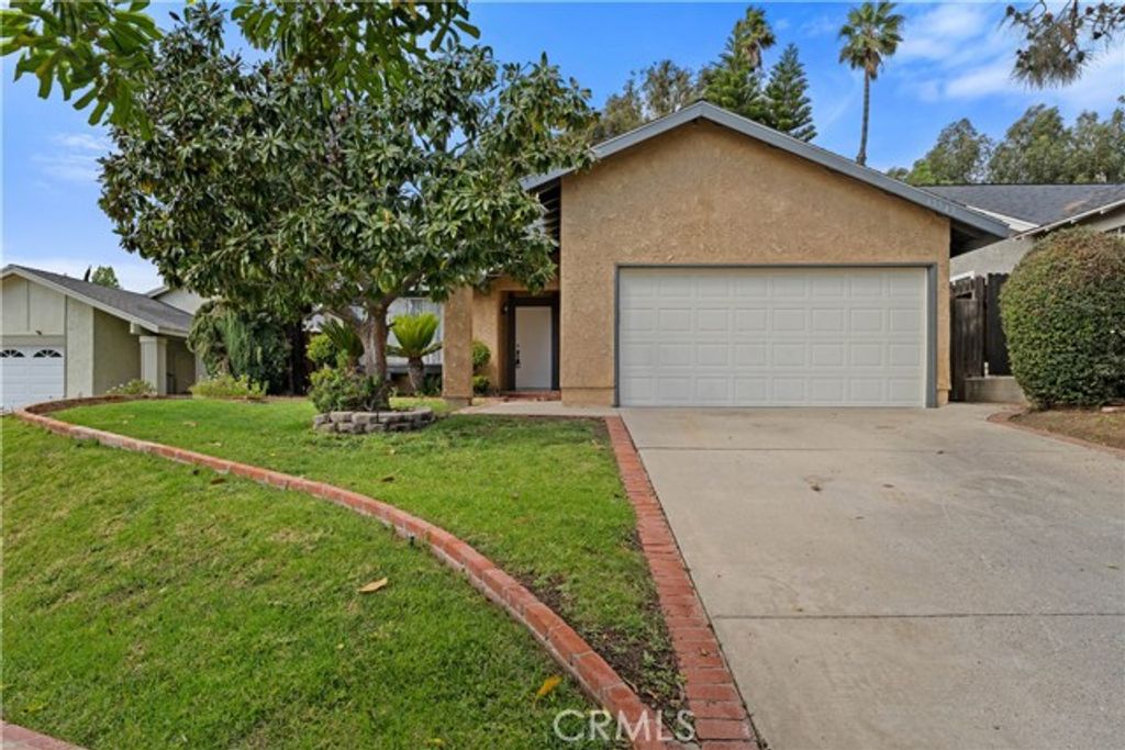 13543 Laurelhurst, Moorpark, CA 93021