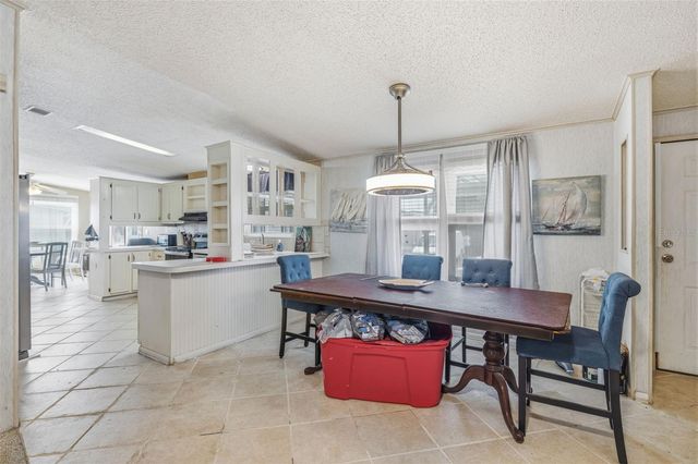 3125 SHORT LEAF STREET, Wesley Chapel, FL 33543