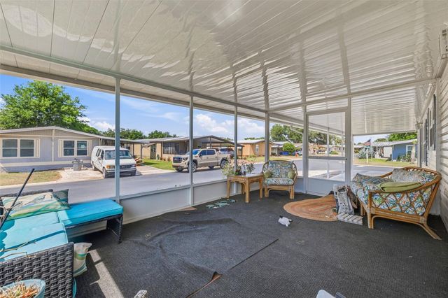 3125 SHORT LEAF STREET, Wesley Chapel, FL 33543