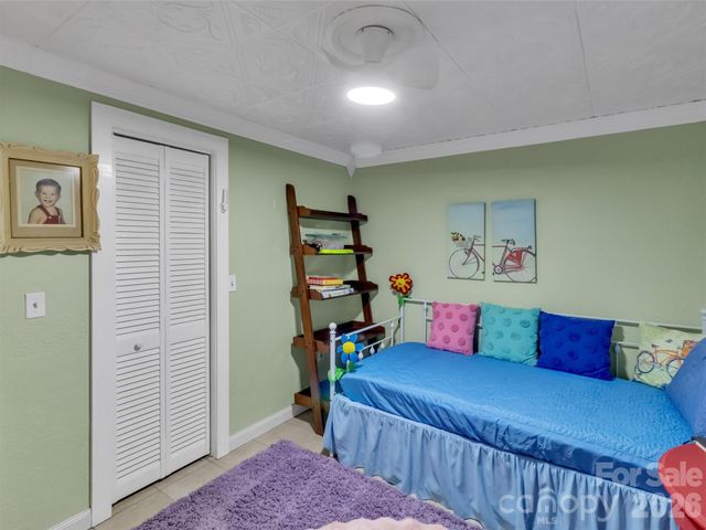 20 Seminole Drive, Maggie Valley, NC 28751