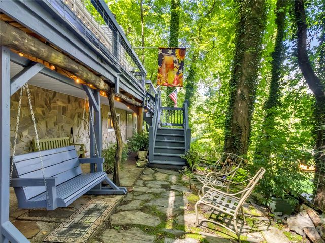 20 Seminole Drive, Maggie Valley, NC 28751