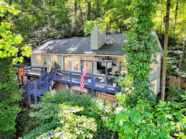 20 Seminole Drive, Maggie Valley, NC 28751