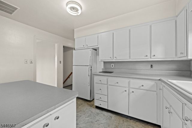 7 Freeman Pl, Nutley Twp., NJ 07110