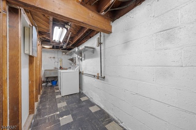 7 Freeman Pl, Nutley Twp., NJ 07110