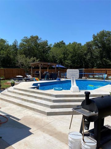 9920 Cottonwood Drive, Newalla, OK 74857