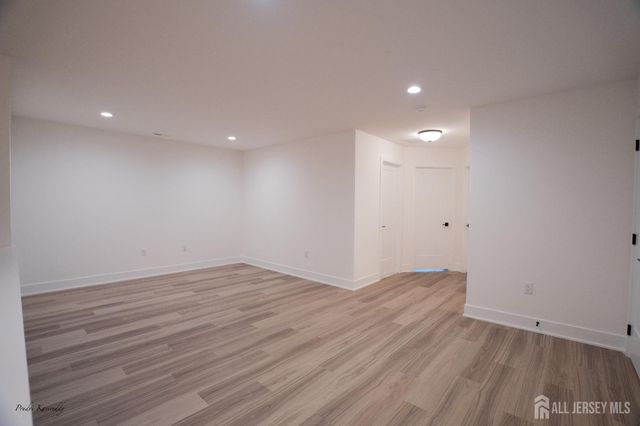 85 Mustang Drive, Manalapan, NJ 07726